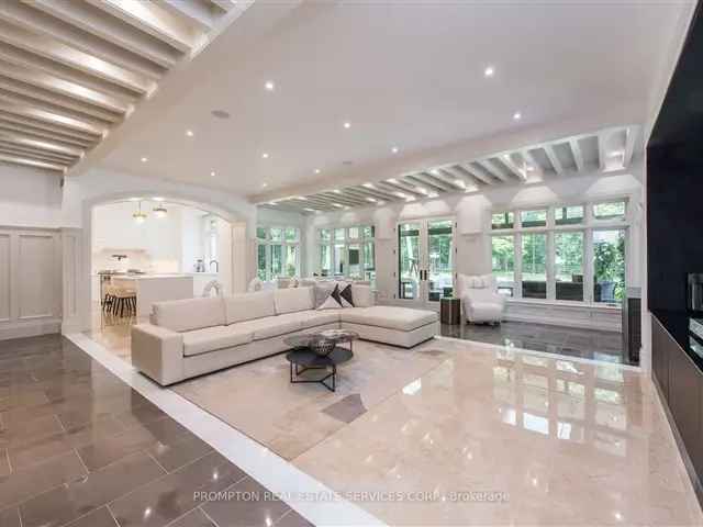 Luxury 11000 sq ft Estate in Pinewood Estates