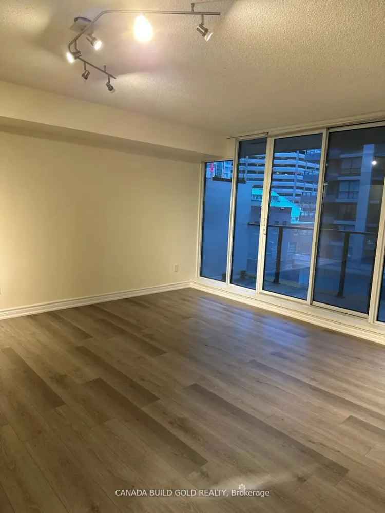 Rent Spacious One Bedroom Condo in Coveted Area