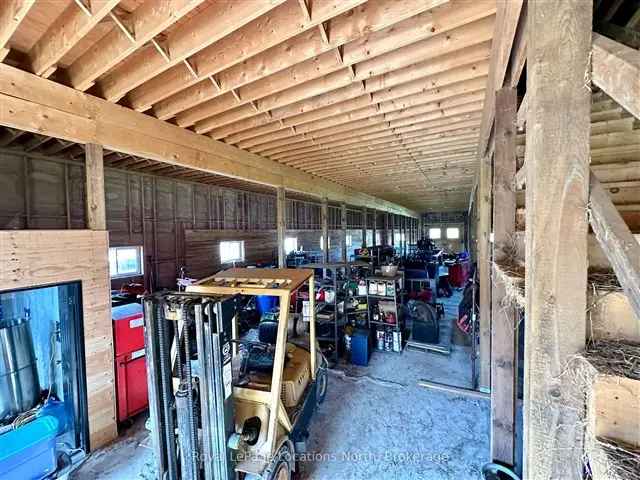 130+ Acres Equestrian Estate w River Frontage & New Barn