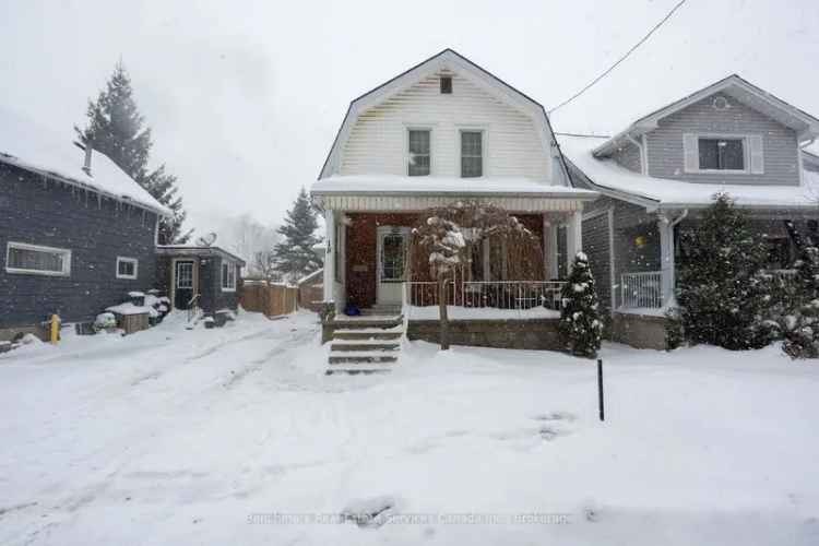 House For Sale in Stratford, Ontario