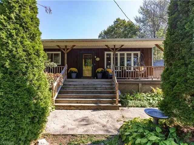 House For Sale in Wiarton, Ontario