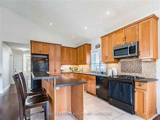 House For Sale in Guelph, Ontario