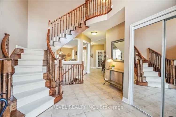 Executive 4-Bedroom Home in West Oak Trails