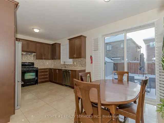 House For Sale in 22, Durango Drive, Brampton, Ontario