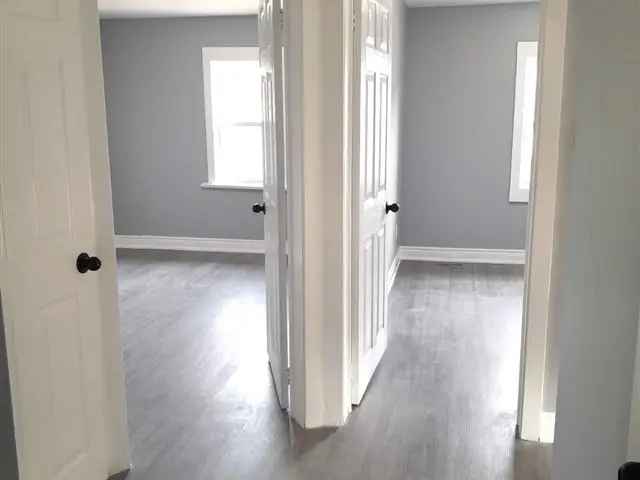 Fully Renovated 4-Bedroom Home Near Downtown and Lake