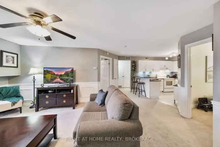 Condo For Sale in Burlington, Ontario