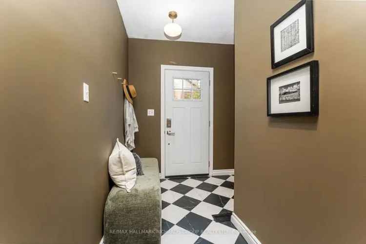 House For Sale in Toronto, Ontario