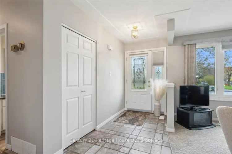 1969 sq ft Red Brick Bungalow 3 Bed 2 Bath Detached Garage
