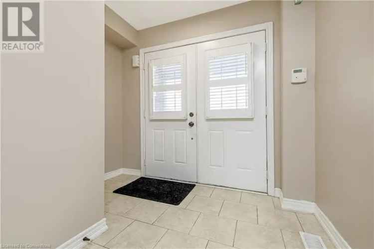 Townhouse For Sale in 1395, Costigan Road, Milton, Ontario