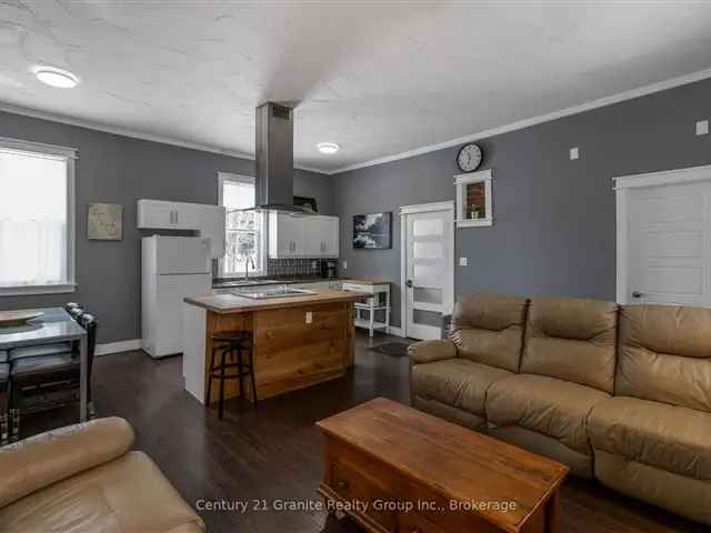 House For Sale in 25, Newcastle Street, Minden Hills, Ontario