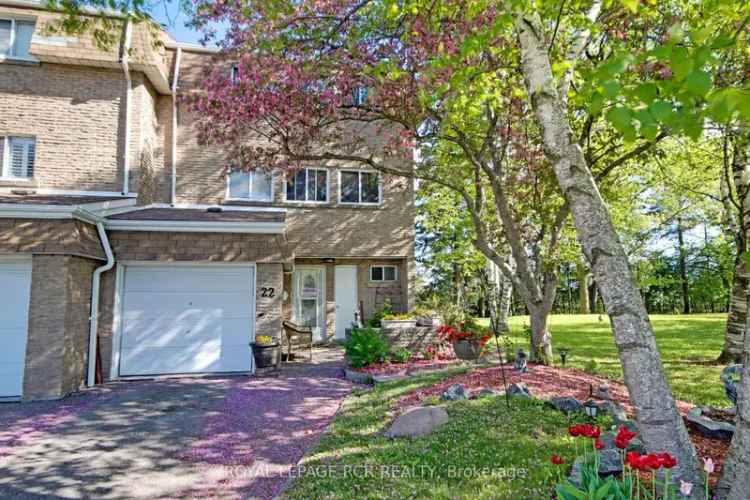 House For Sale in Aurora, Ontario