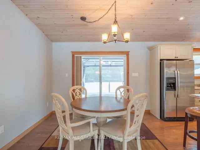 Bobcaygeon Waterfront Bungalow - Move In Ready