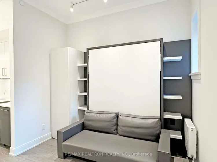 Condo For Rent in Toronto, Ontario