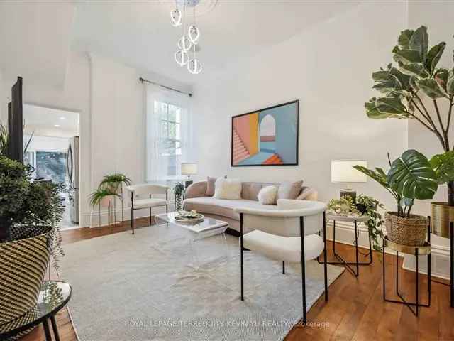 5-Bedroom Cabbagetown Gem: Newly Renovated Home