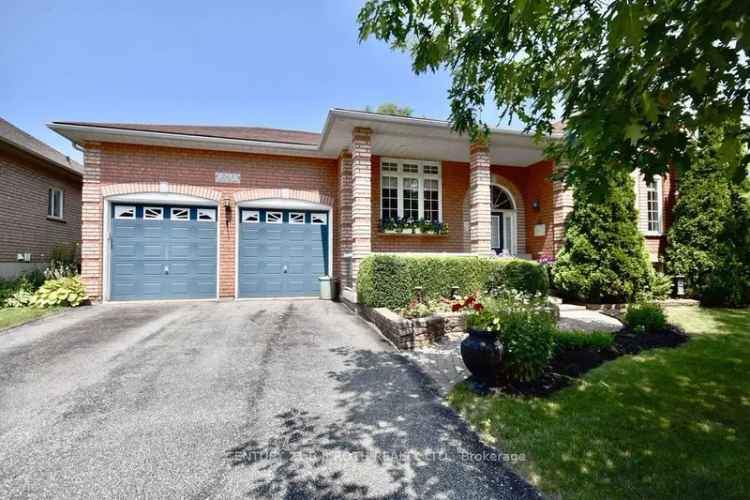 House For Sale in Barrie, Ontario