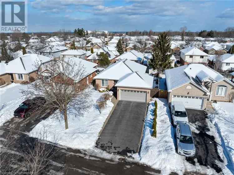 Grimsby Bungalow with Escarpment Views and Prime Location