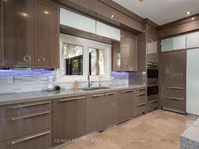 Luxury Bellevue Mansion: 5 Beds, 6 Baths, Smart Home, Family Paradise