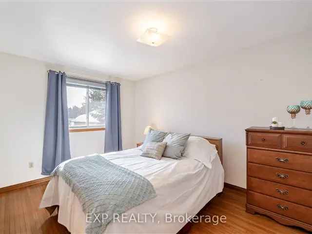 House For Sale in Hamilton, Ontario