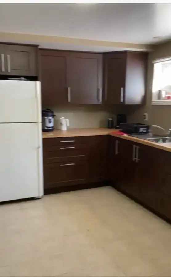 $750 Room for rent at Baseline Rd.