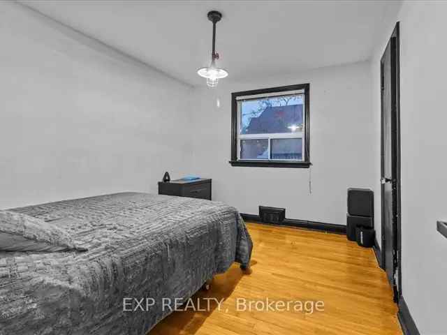 3+1 Bedroom Home In Maple Leaf Toronto