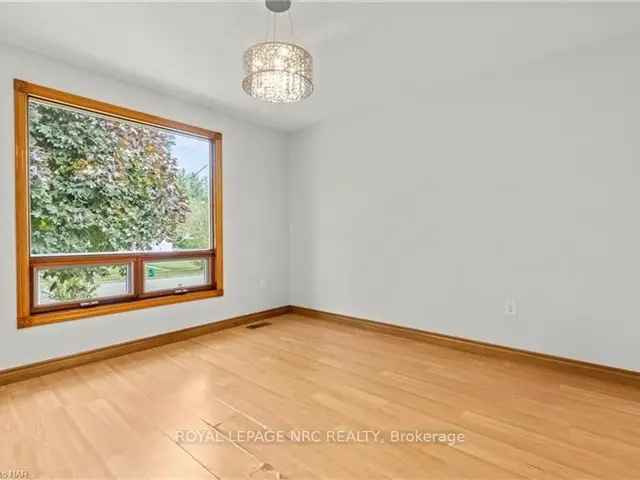 House For Sale in 98, Ost Avenue, Port Colborne, Ontario