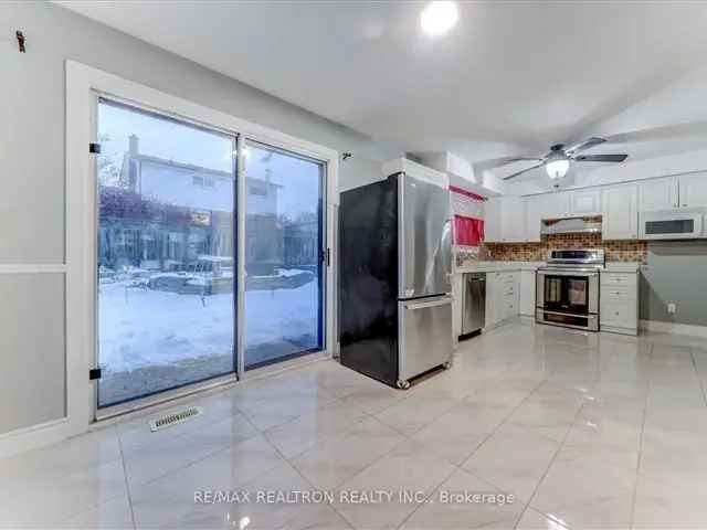 House For Sale in Oshawa, Ontario