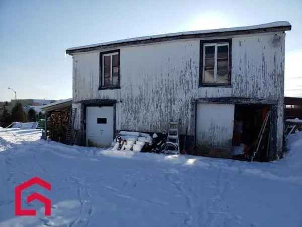 4-Bedroom Home for Sale Portneuf Two-Storey Garage