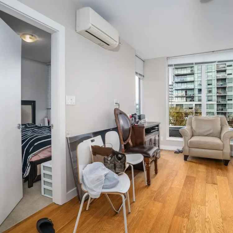 1 Bedroom Apartment near Richmond Oval with Amazing Amenities