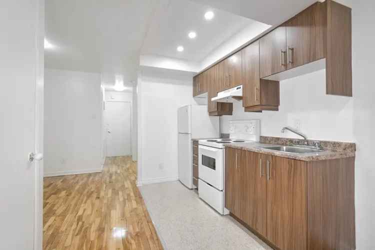 Studio For Rent in Montreal, Quebec