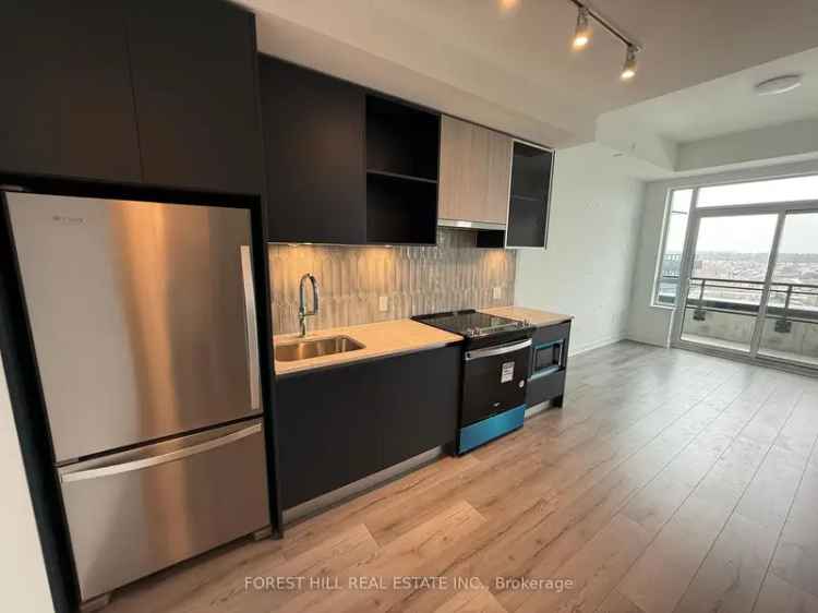 Rent Luxurious LPH Condo in Oakville with Stunning Amenities and Views