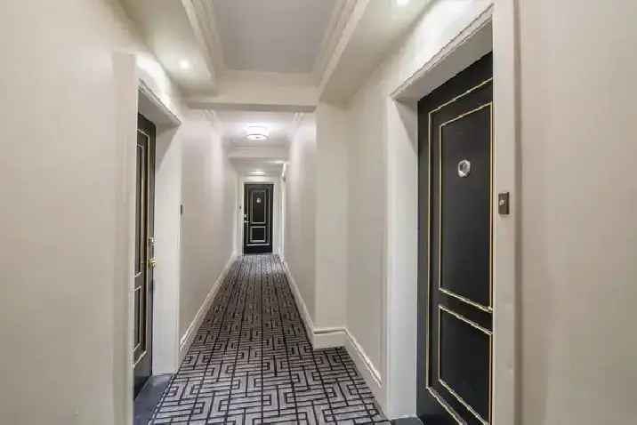 2 Bedroom Apartment Near Atwater Metro - Montreal