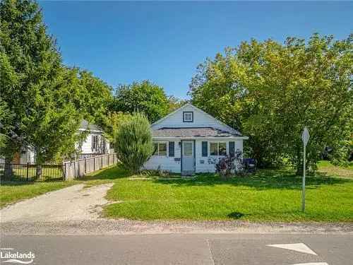 House For Sale In Collingwood R2 Zoning Mountain View