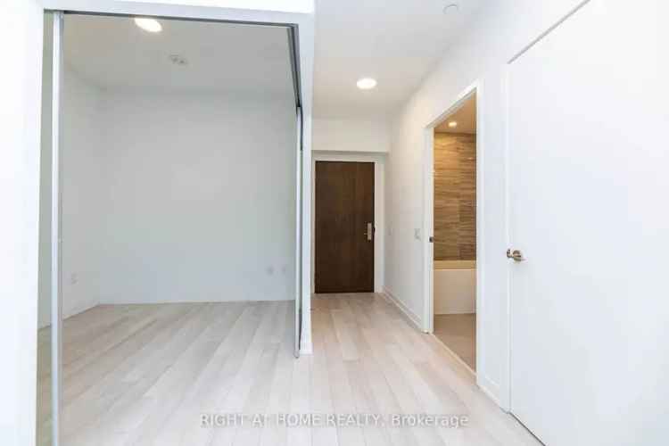 Condo For Sale in Toronto, Ontario