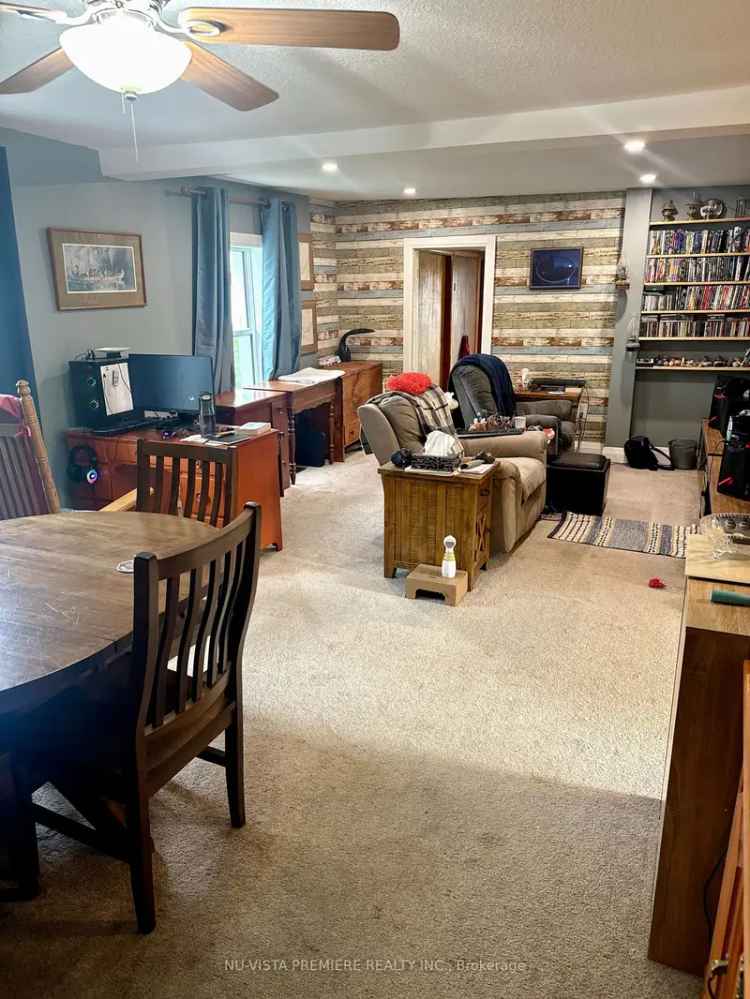 House For Sale in North Middlesex, Ontario