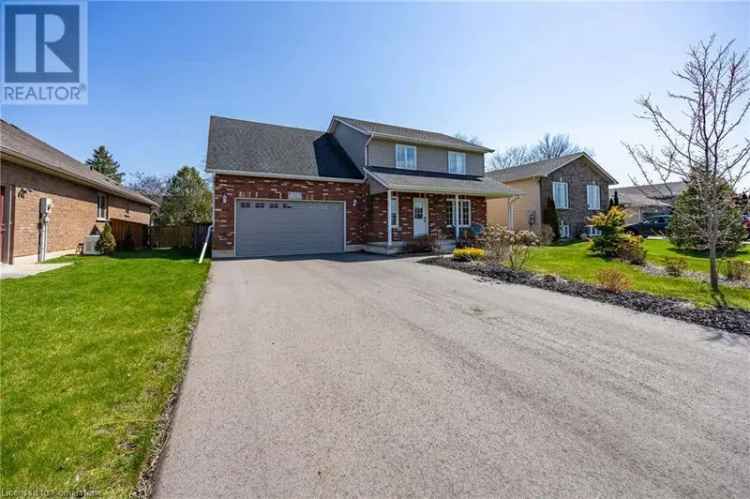 77 Ellis St Port Rowan Beautiful Home with Samsung Appliances and Large Deck