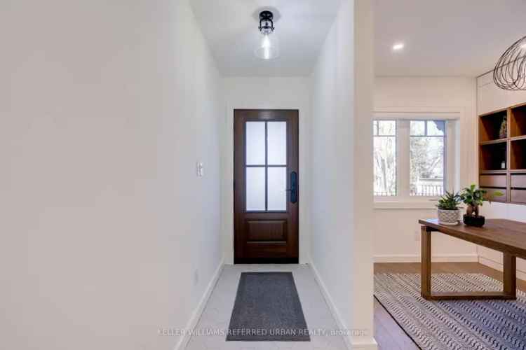 Luxury Modern Farmhouse in Port Credit