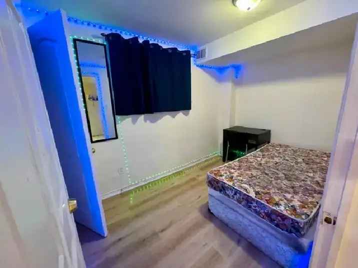 Room For Rent York University Village $720 Move in March 1st