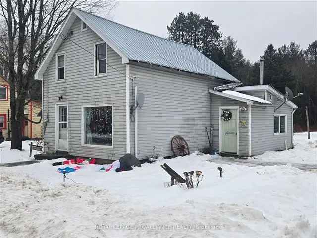 Fixer-Upper on 05-Acre Lot 3 Bedrooms Close to Amenities