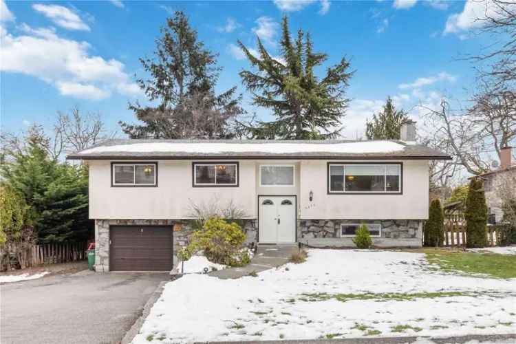 Versatile Home Near UVIC with Mortgage Helper Potential