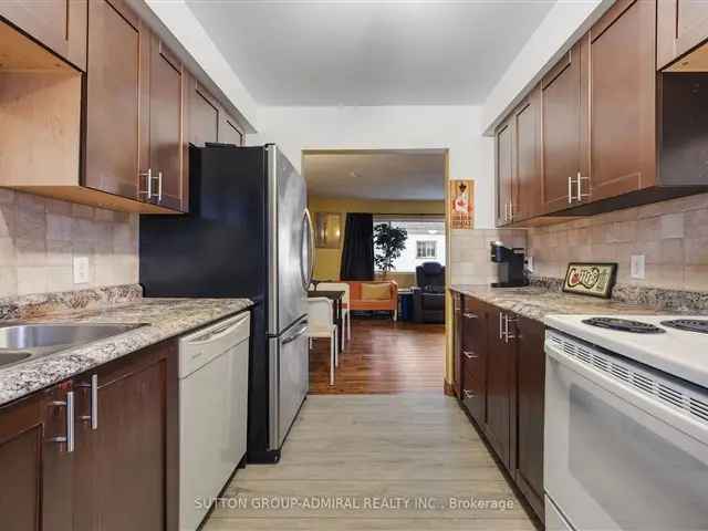 House For Sale in Georgina, Ontario