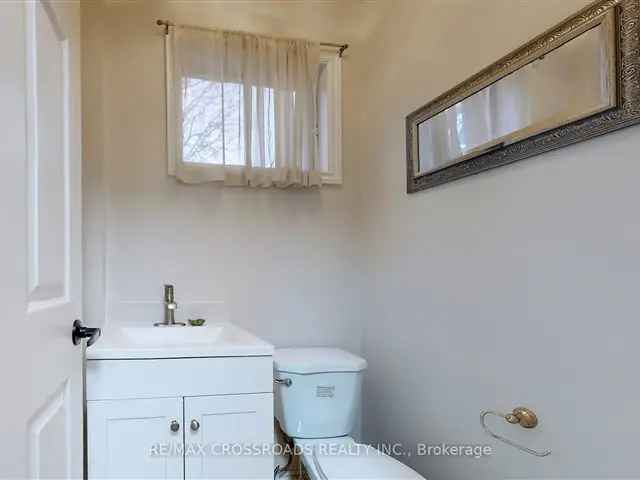 Upscaled Unionville Semi-Detached Home - Fully Renovated