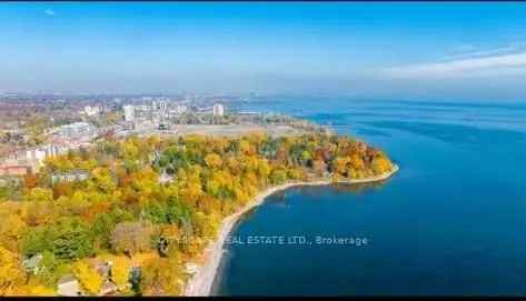 Renovated Bungalow near Lake Ontario in Lorne Park