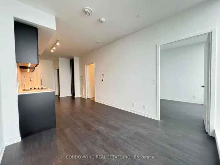 Spacious 1-Bedroom Suite near CN Tower Downtown Toronto