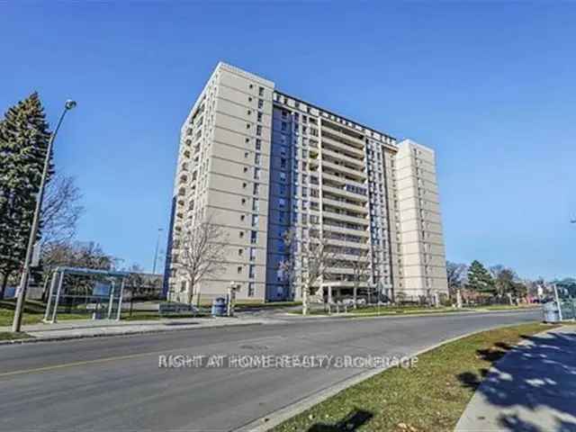 Penthouse 3BR 2BA Yorkdale Panoramic Views