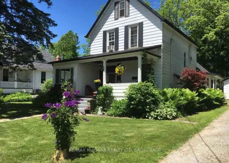 Ridgeway Century Home 1600 sq ft Updated Systems Walkable Location