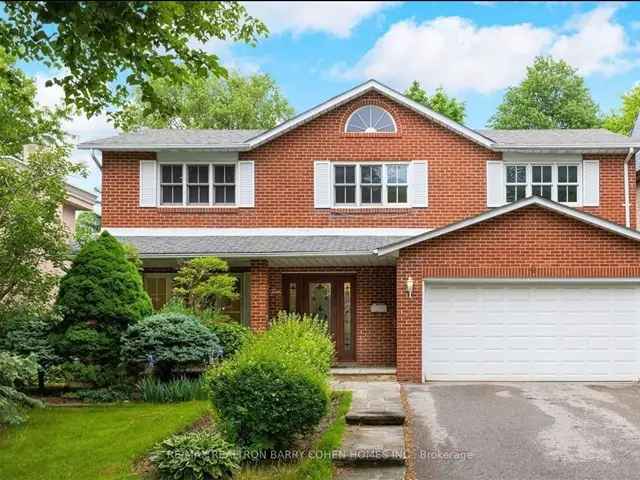 Family Home Luxury Updated Kitchen Ensuite Spacious Basement