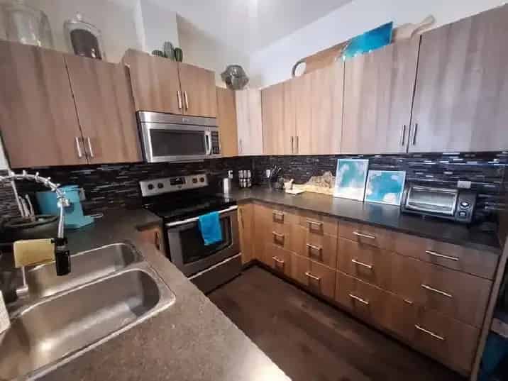Auburn Bay Master Bedroom with Ensuite - Roommate Wanted