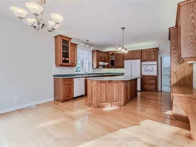 Elegant Bungalow Over 4000 Sq Ft Finished Living Space East Kitchener