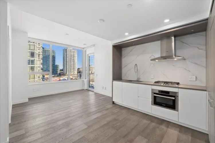 1-Bedroom Unit with Modern Kitchen and Breathtaking City Views