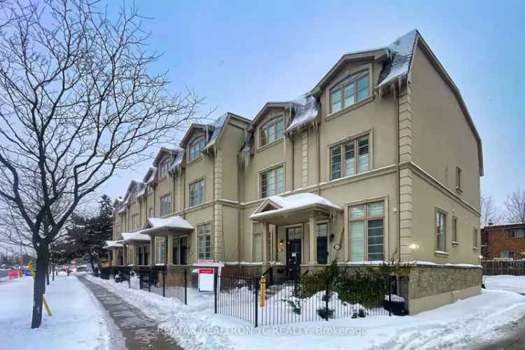 Luxury Townhouse in Bathurst Manor